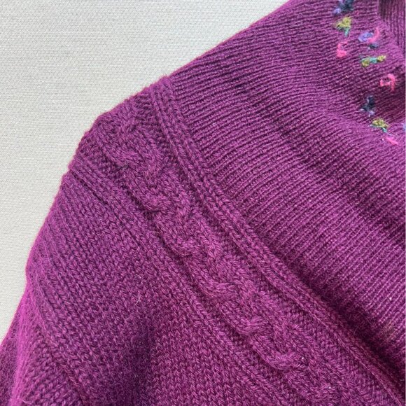 Eddie Bauer Womens Wool Sweater Medium Purple Floral Embroidered Pullover Cozy - Picture 7 of 12